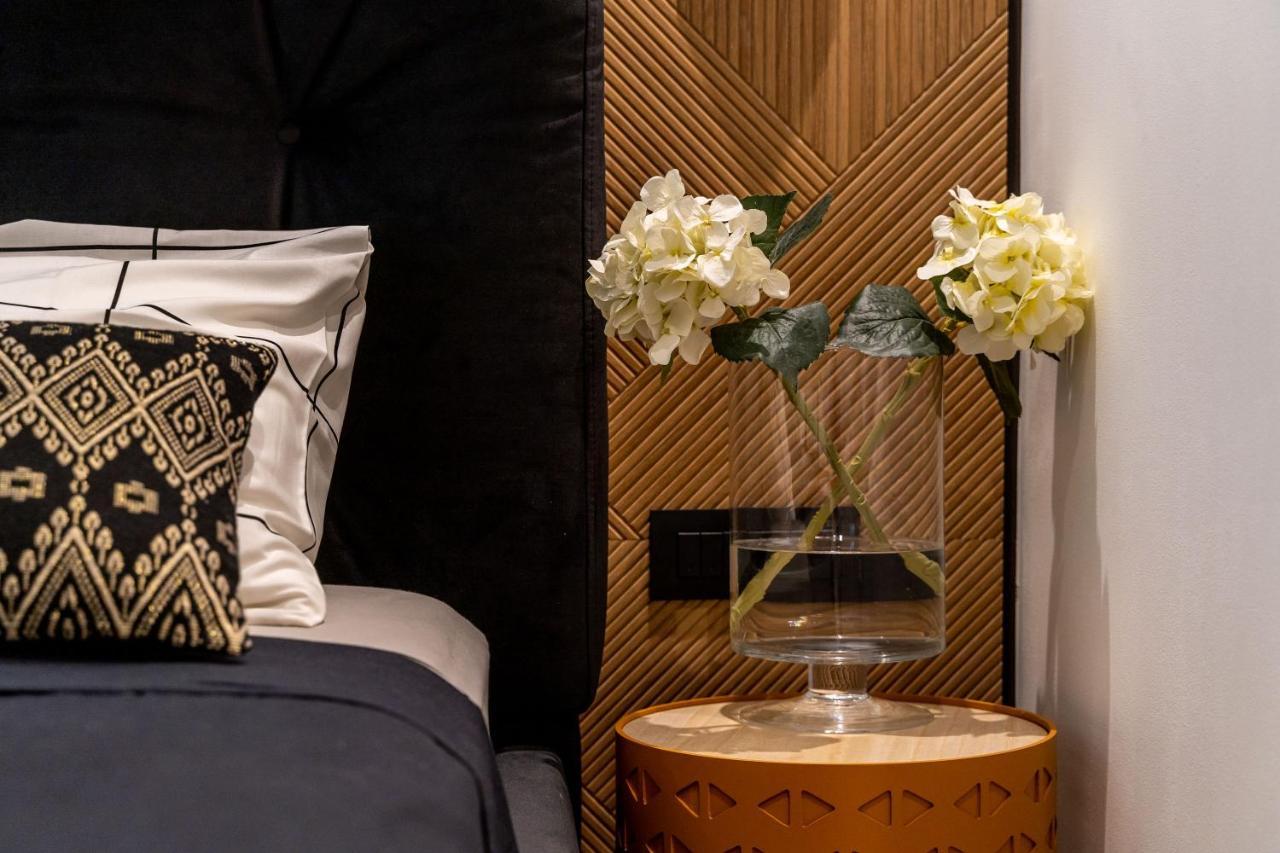 Gorgeous Ground Floor W/ Minipool & Patio Apartment ดูบรอฟนิก ภายนอก รูปภาพ